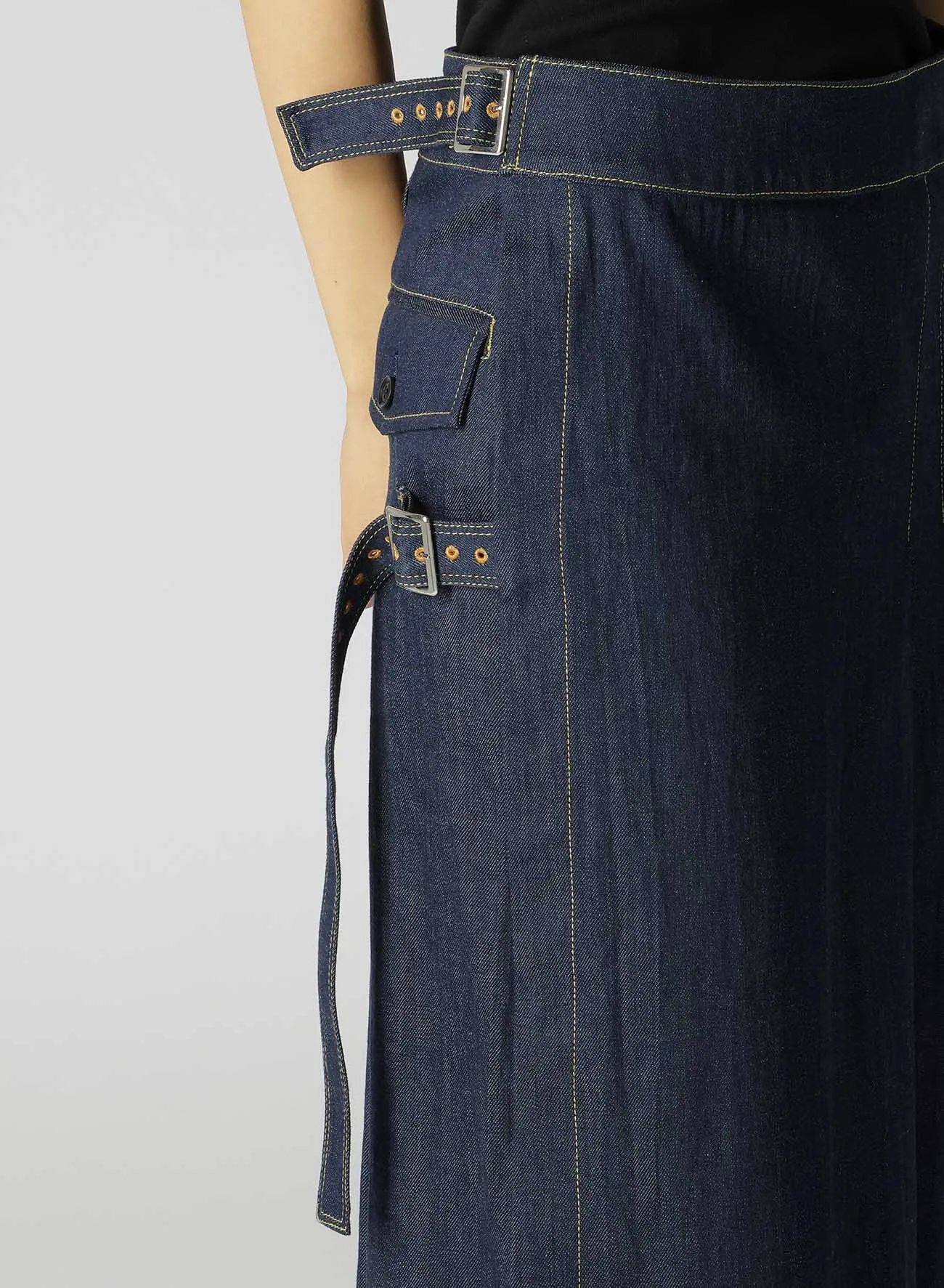 8OZ UNEVEN THREAD DENIM WRAPPED TUCK SKIRT