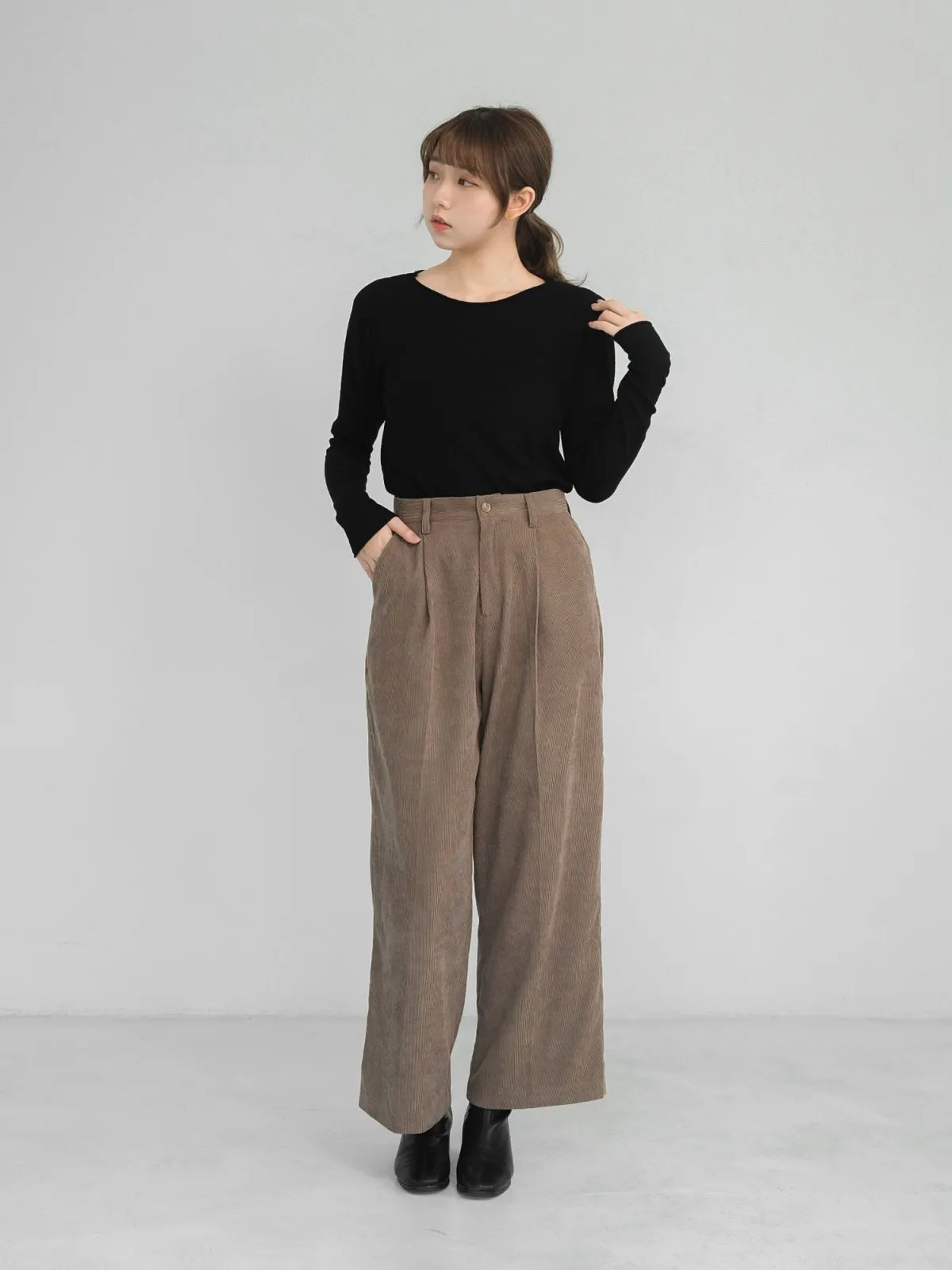 Arya Corduroy Straight Leg Pants*