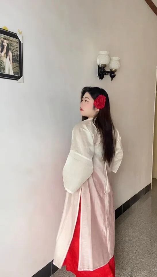 Chi Ai 炽爱 Falling in Love Modernized Song Dynasty Plus Size Rose Ruqun Set