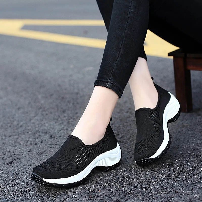 Enjoy Comfortable and Stylish Walks with Owlkay Casual Breathable Single Shoes