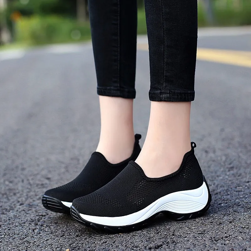 Enjoy Comfortable and Stylish Walks with Owlkay Casual Breathable Single Shoes