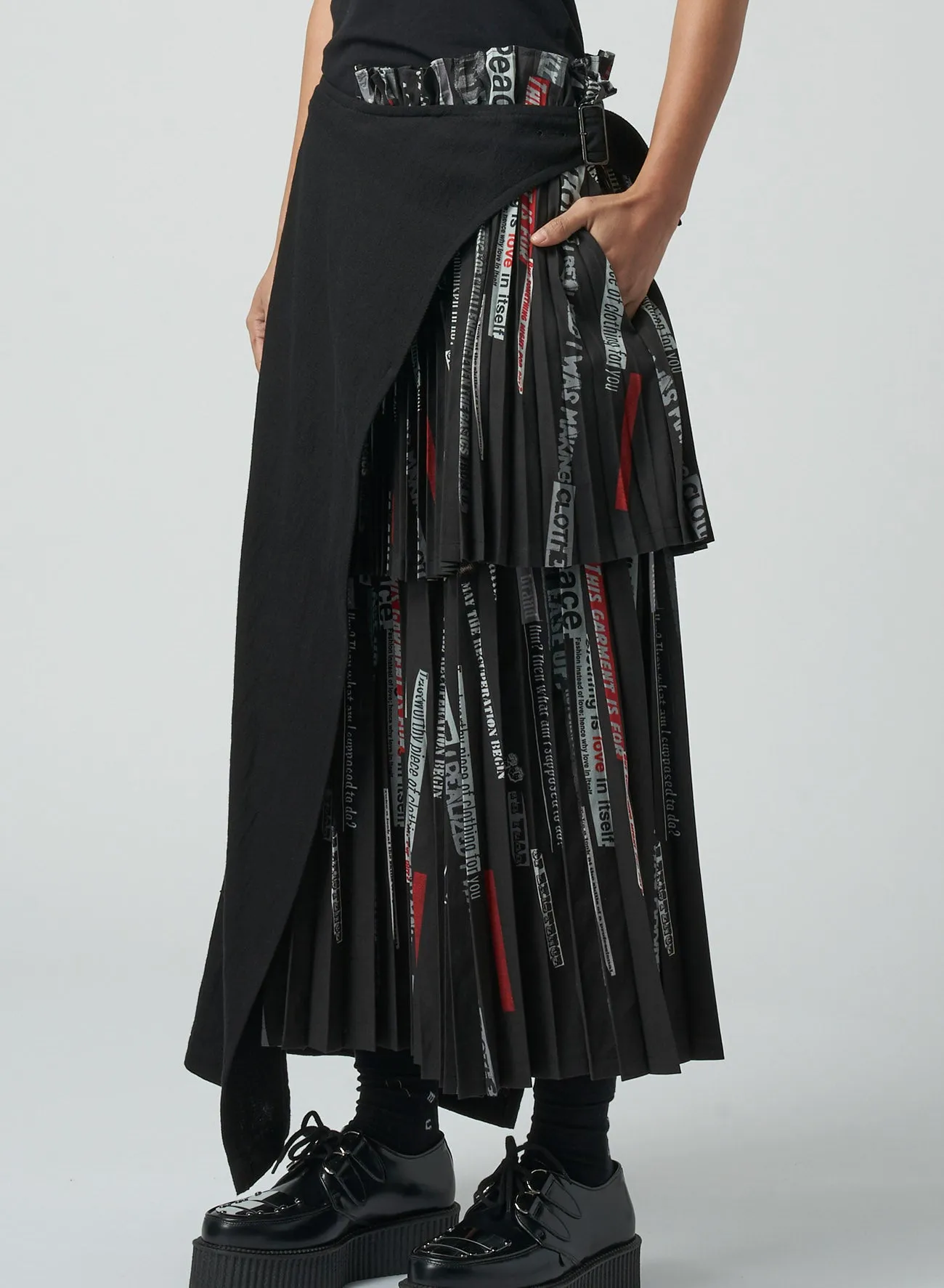 KHADI COTTON   QUOTES PRINT ASYMMETRIC PLEATED SKIRT