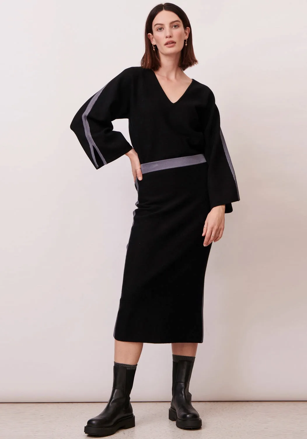 POL TWISTER DOUBLE KNIT SKIRT IN BLACK / SLATE