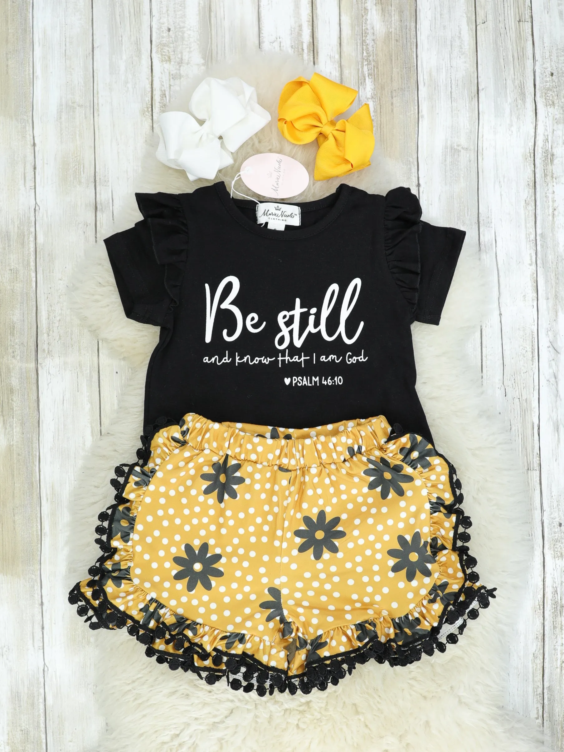 "Be Still" Daisy Outfit