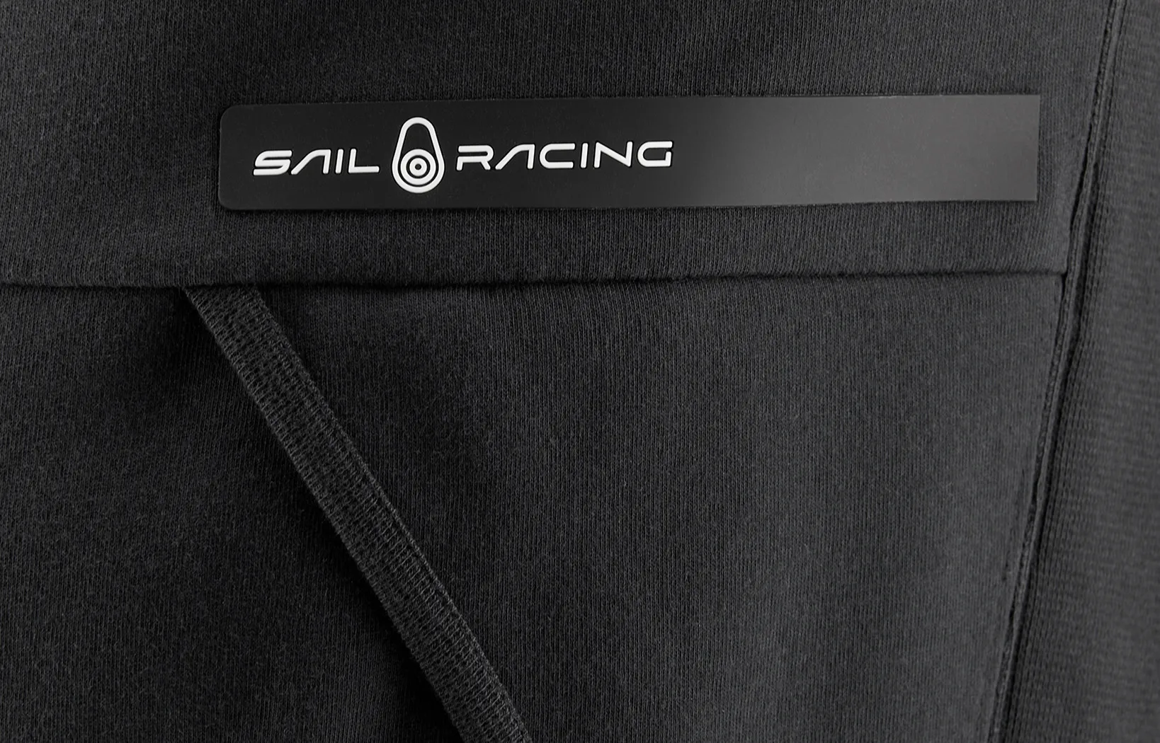 Sail Racing Men&#x27;s Race Bonded Sweater Carbon | Buy Sail Racing Men&#x27;s Race Bonded Sweater Carbon here | Outnorth