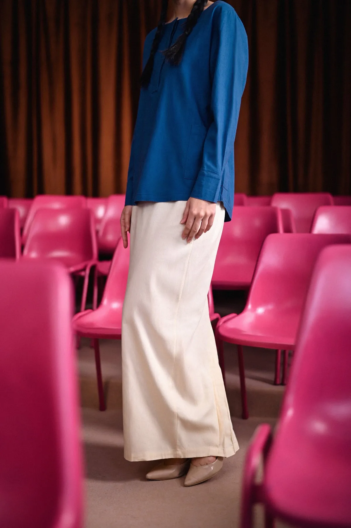 The Dulu Kita Women Fan Pleats Skirt - Cream